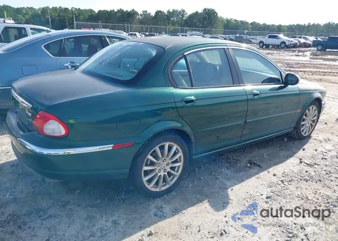 2005 Jaguar X-Type 3.0 z USA, uszkodzony, nr VIN SAJWA51A65WE46982
